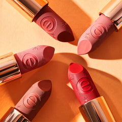 Essence Caring Shine Vegan Collagen Lipstick (3.5g) - Lifestyle Shot 2