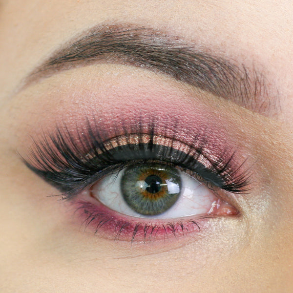 Girl Power Lash Try On