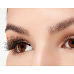 Ardell Double Wispies 113 Lashes (with DUO Glue) - Model Shot B3