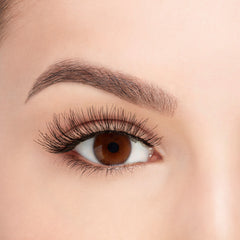Ardell Invisiband Lashes Black - Wispies (Model Shot B1)