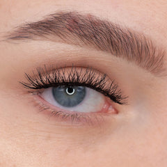Ardell Magnetic Lashes Double Wispies (Model Shot 2)