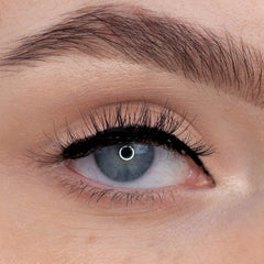 Ardell Pre-Cut Demi Wispies Lashes Black (with DUO Glue) - Model Shot 