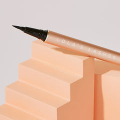 Lola's Lashes - Flick & Stick Adhesive Eyeliner Precision Pen Black (Lifestyle)
