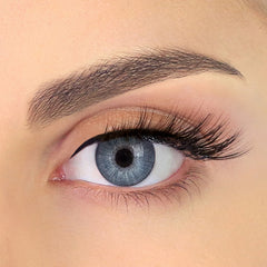 Pinky Goat Natural Lashes - Julia (Model Shot 1)