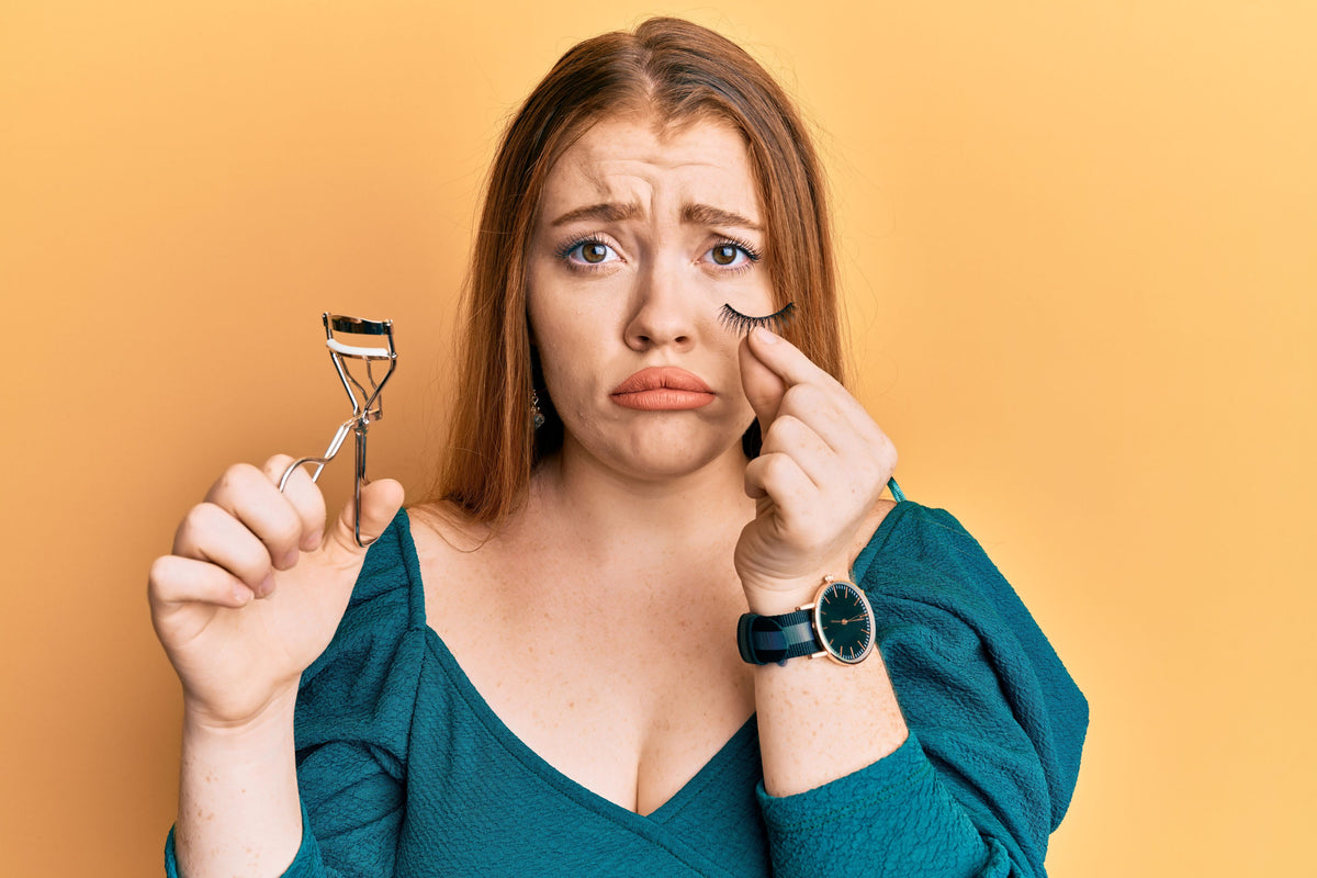 Why Do My Eyelash Extensions Feel Crunchy? Signs of Bad Lash Extensions