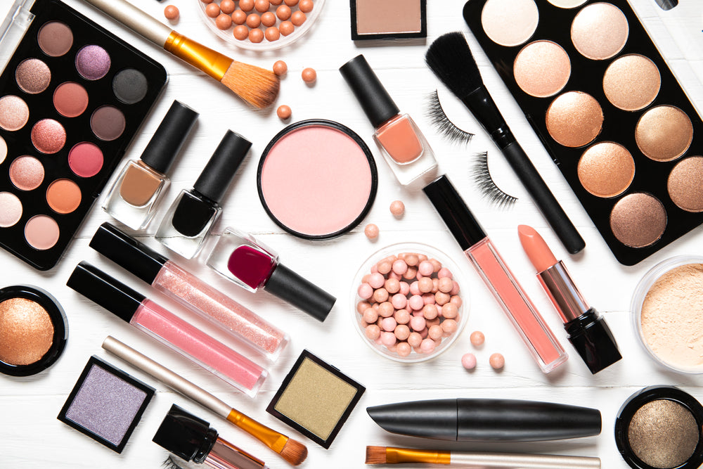 Makeup and Beauty Products – Advice on Shelf-Life & Expiration, Hygiene Considerations, and Cleaning Spills and Stains