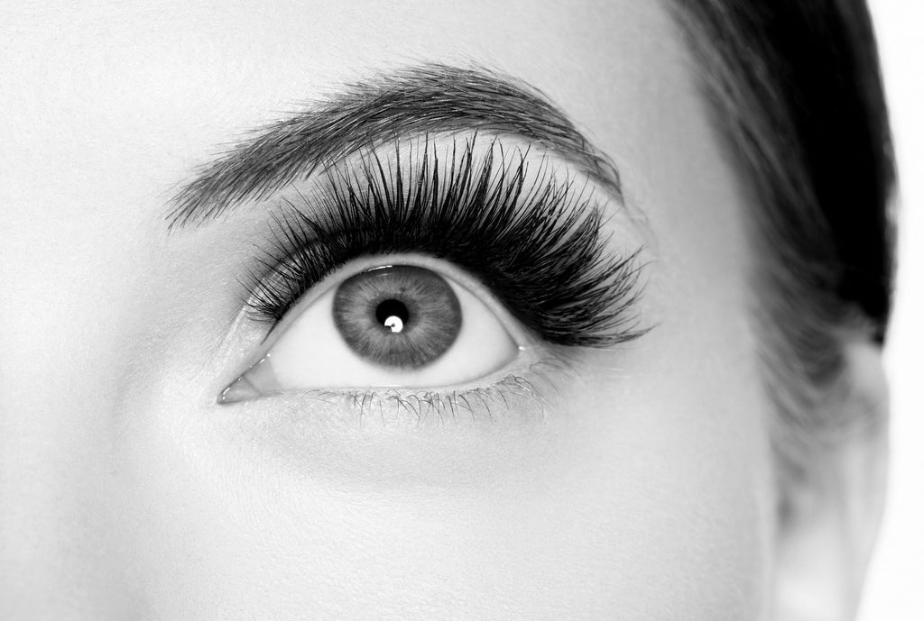 The History of False Eyelashes