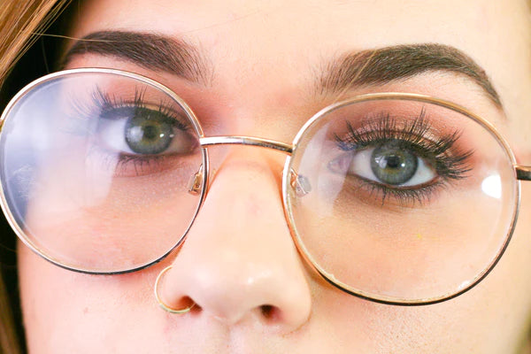 Lashes & Lenses: How to Wear False Eyelashes with Glasses