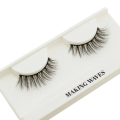 Boldface Lashes - Making Waves (Tray Shot)