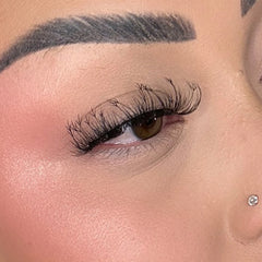 Boldface Lashes - Tweet Tweet (Model Shot 2)