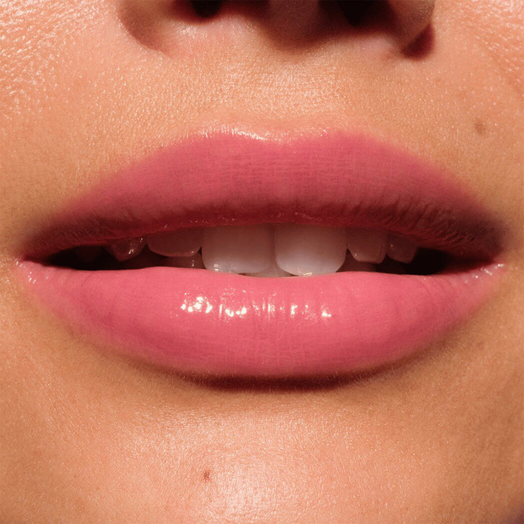 Catrice Cosmetics Butter Drippin' Glossy Lip Balm (10ml) - Model Shot 3 [030 Butter Together]