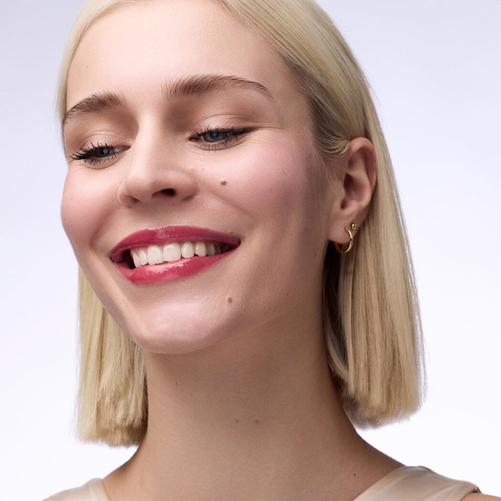 Catrice Cosmetics Butter Drippin' Glossy Lip Balm (10ml) - Model Shot 6 [050 Cherry Delicious]