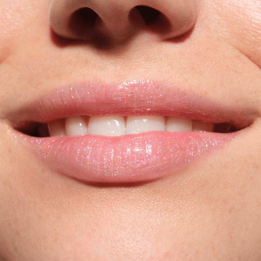Catrice Cosmetics Diamond Glaze Lip Gloss (3ml) - Model Shot 1 [010 Bubbles 'N' Troubles]