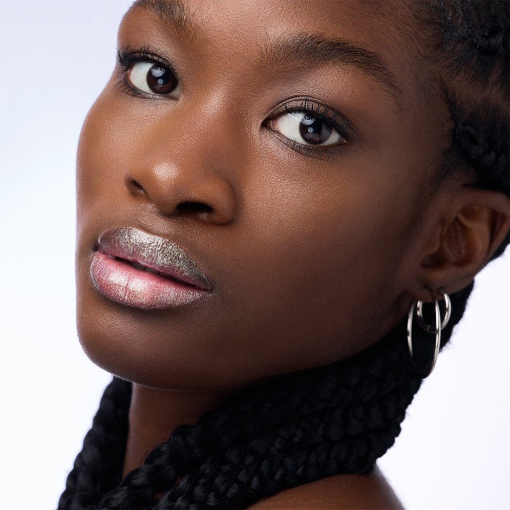 Catrice Cosmetics Diamond Glaze Lip Gloss (3ml) - Model Shot 4 [030 Less Bitter More Glitter]