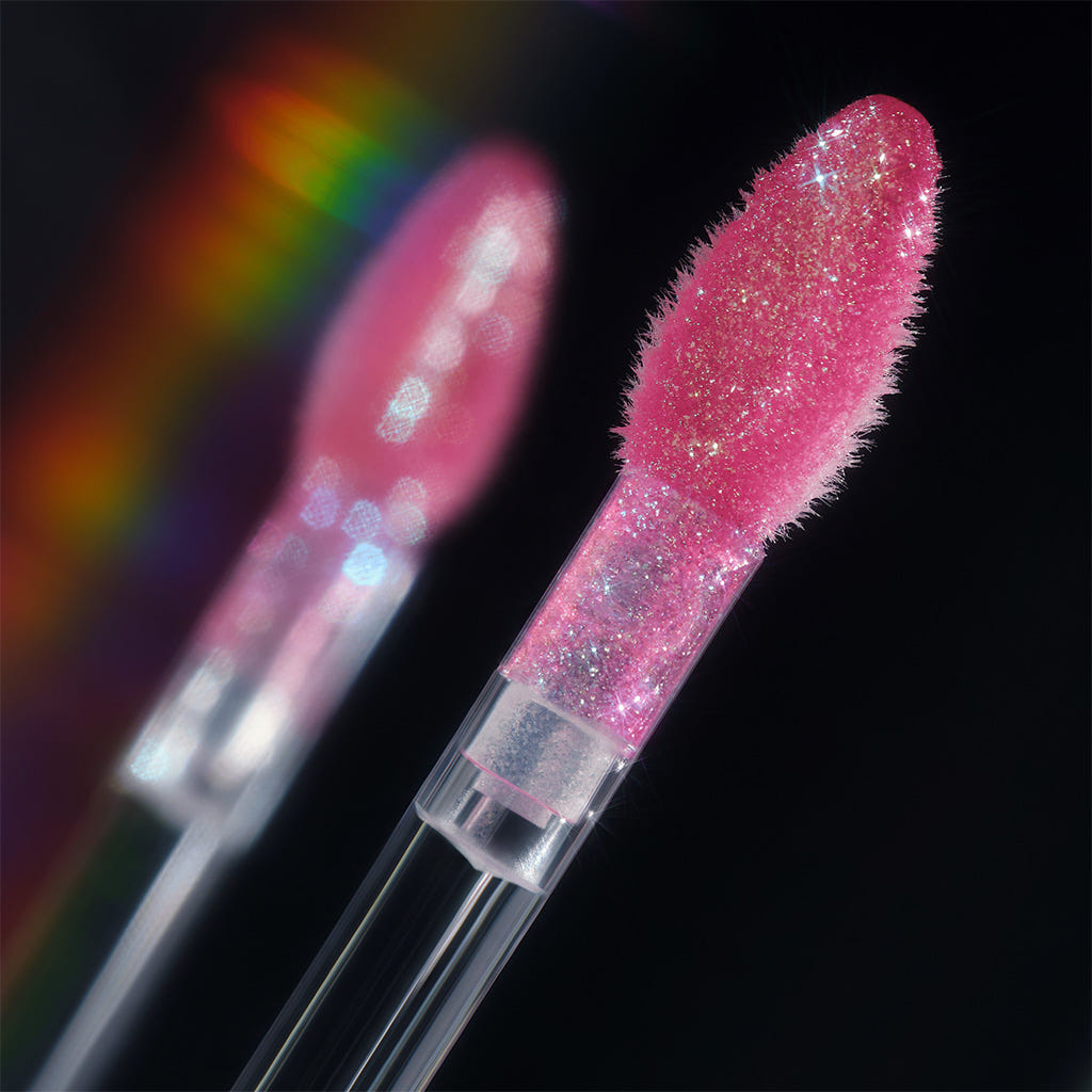 Catrice Cosmetics Diamond Glaze Lip Gloss (3ml) - Lifestyle Shot 1 [030 Less Bitter More Glitter]