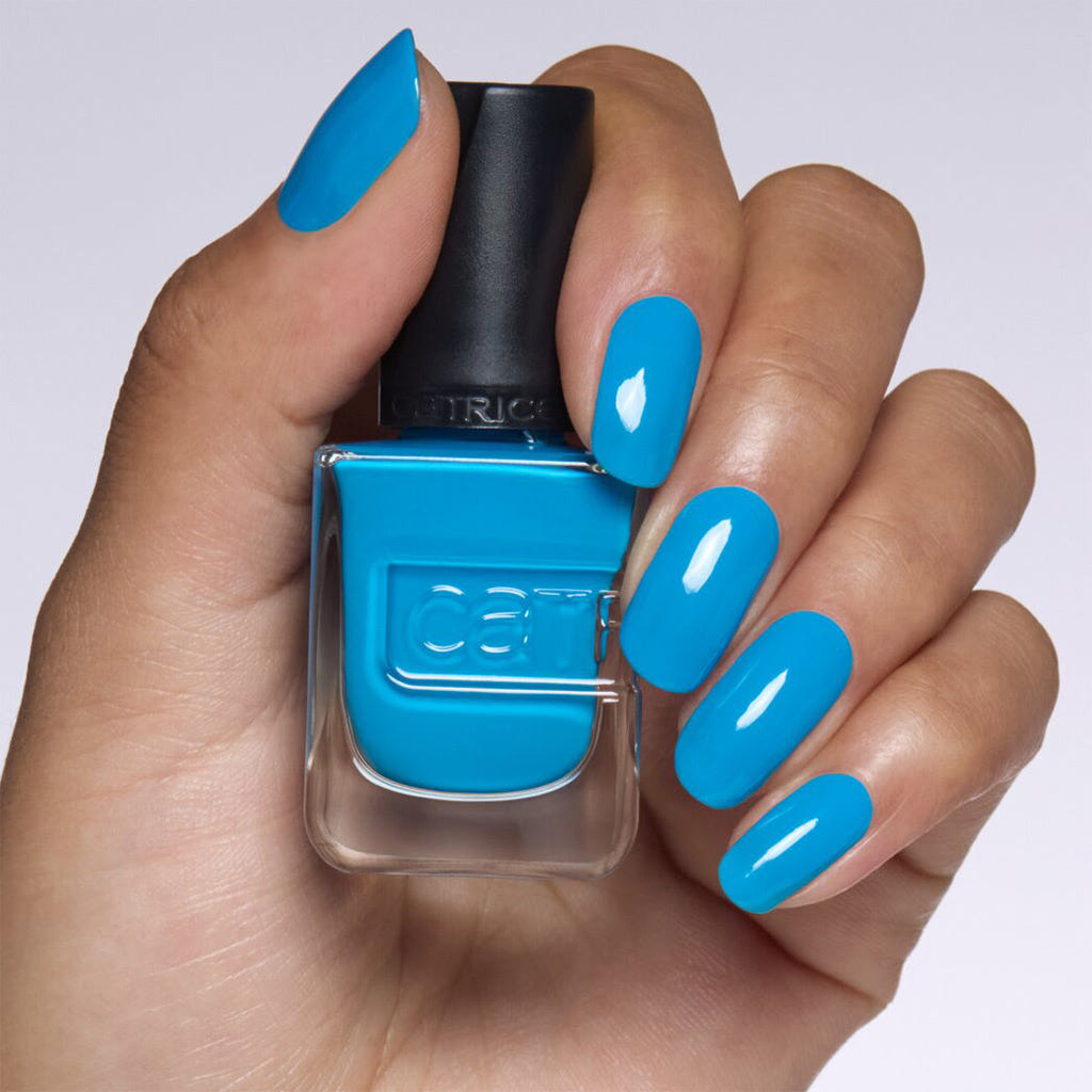Catrice Cosmetics Gel Affair Nail Lacquer (10.5ml) - Model Shot 2 [028 Just Pooling Around]