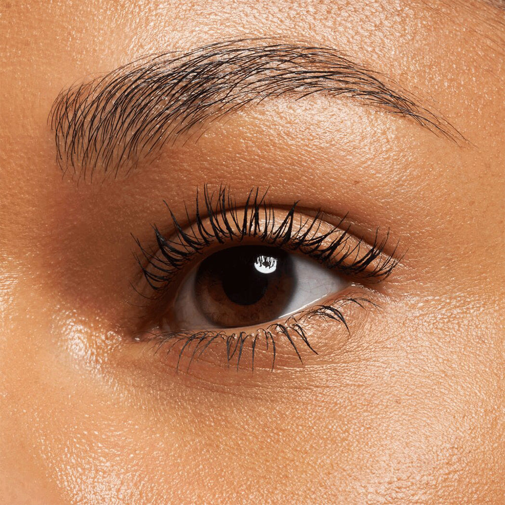 Catrice Cosmetics Glam & Doll Easy Wash Off Power Hold Volume Mascara (9ml) - Model Shot 2 