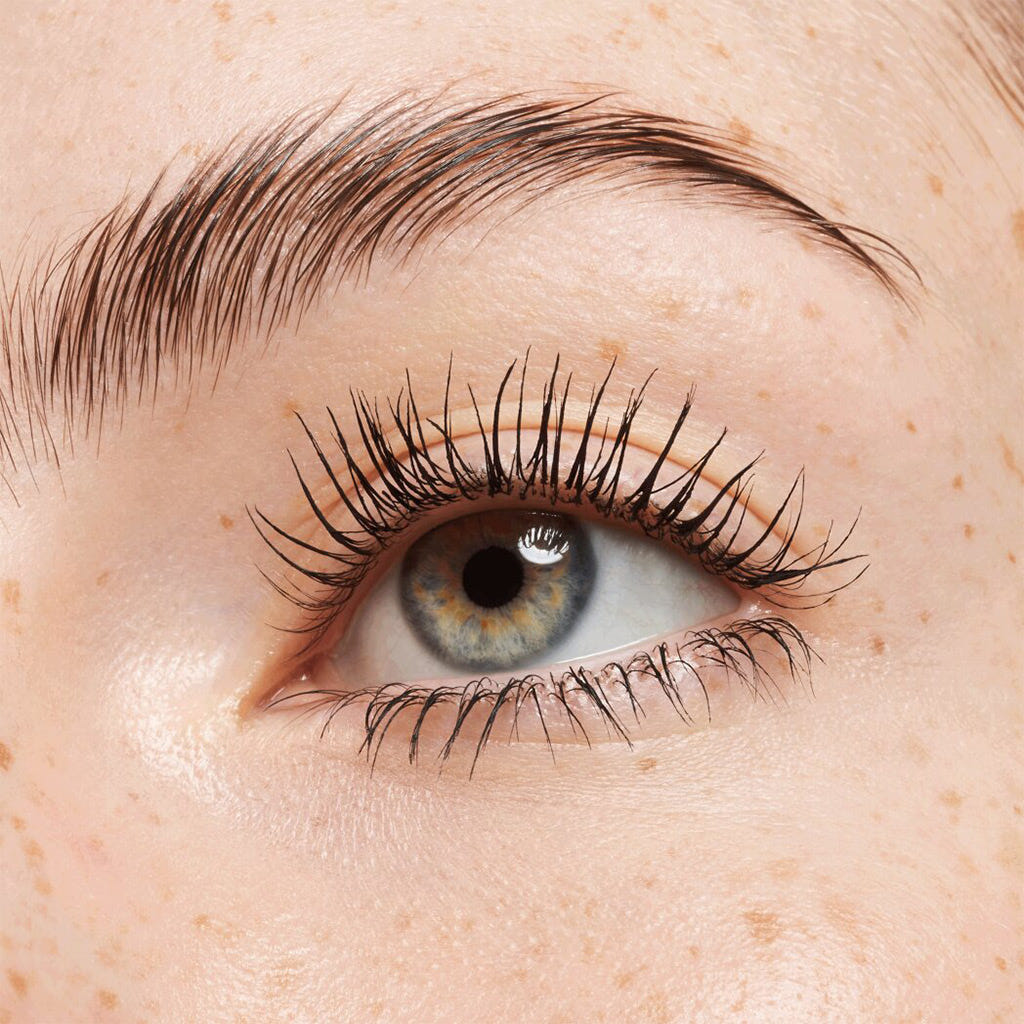 Catrice Cosmetics Glam & Doll Sculpt & Volume Mascara (9.5ml) - Model Shot 2
