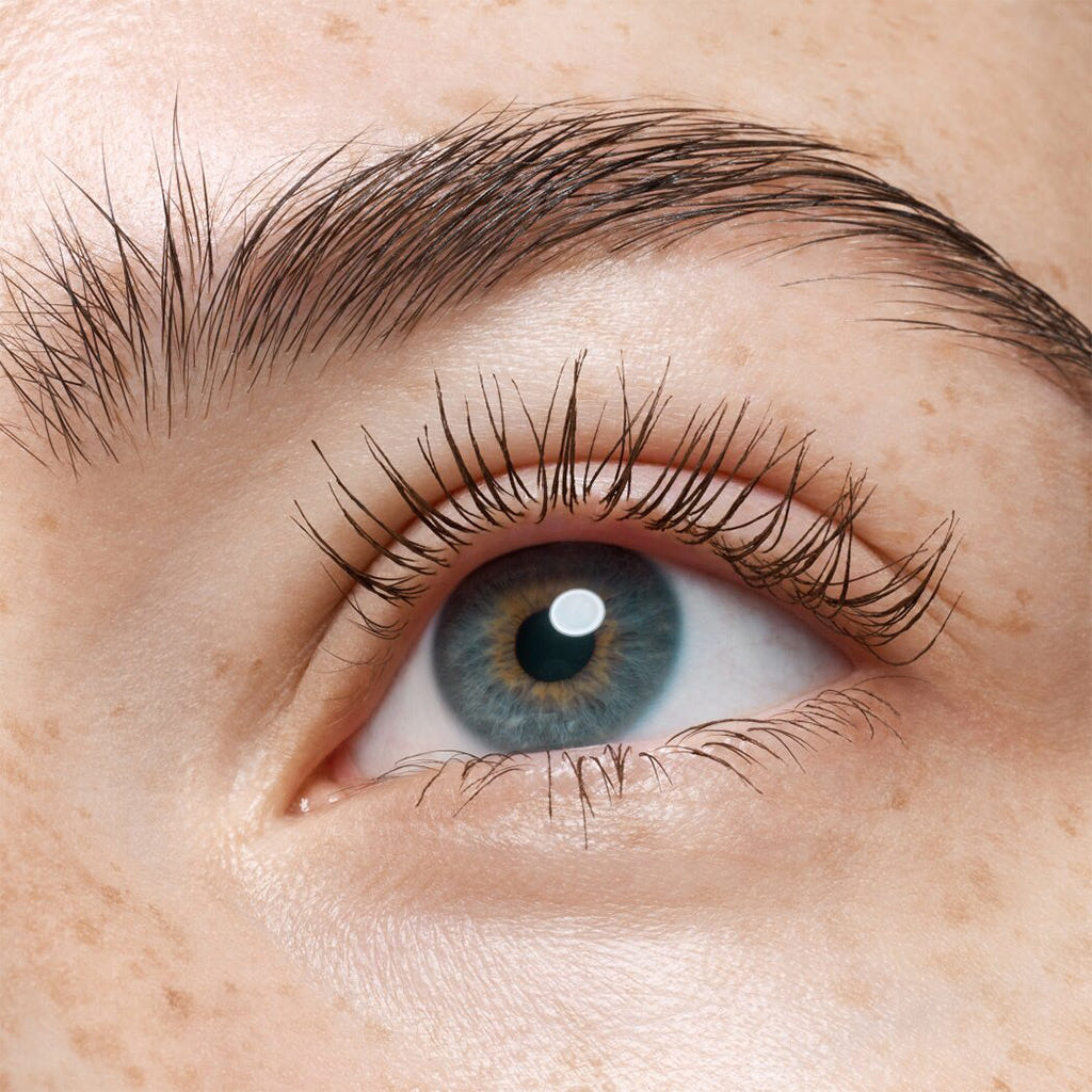 Catrice Cosmetics Glam & Doll Volume Brown Mascara Waterproof (10ml) - Model Shot 2