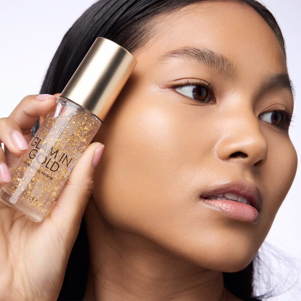 Catrice Cosmetics Glam In Gold Hydrating Primer (30ml) - Model Shot 3
