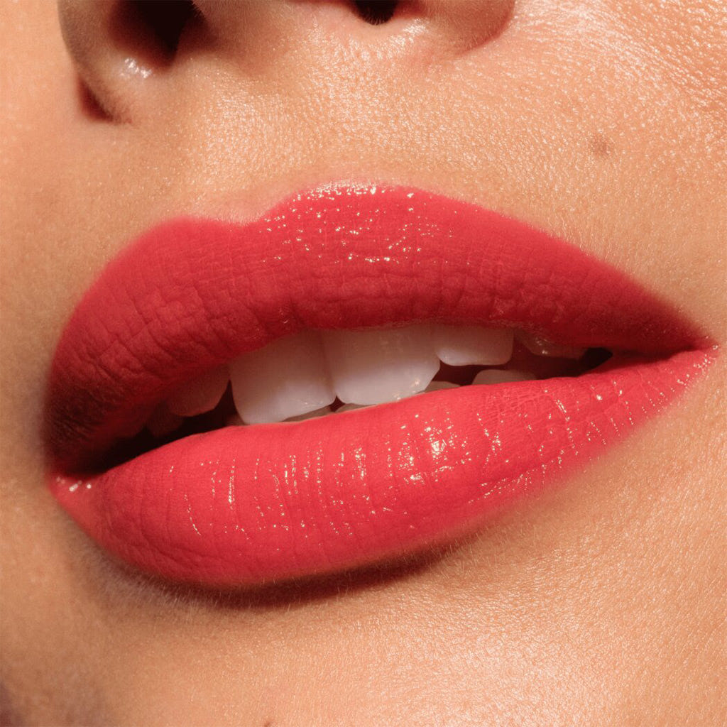 Catrice Cosmetics Glass Like Dewy Lip Tint (3ml) - Model Shot 2 [020 Look At Me!]