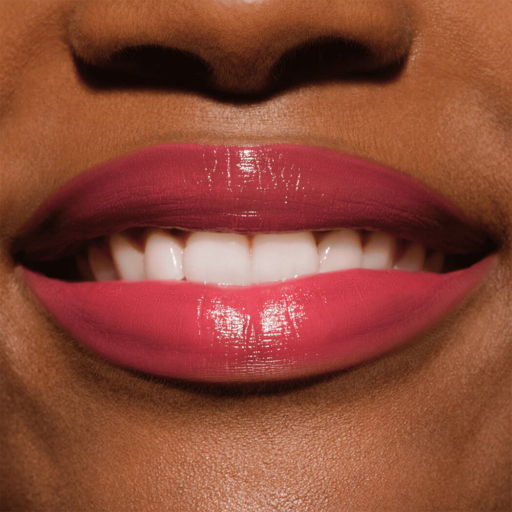 Catrice Cosmetics Glass Like Dewy Lip Tint (3ml) - Model Shot 1 [030 Happy Lips Happy Life]