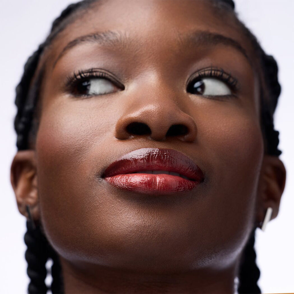 Catrice Cosmetics Glass Like Dewy Lip Tint (3ml) - Model Shot 3 [060 The Happy Choice]