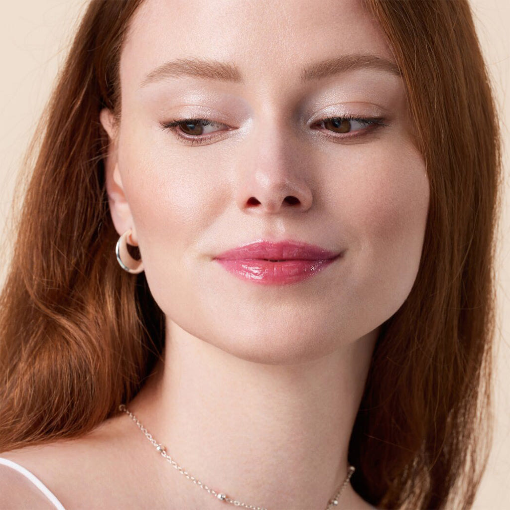 Catrice Cosmetics Glossin' Glow Tinted Lip Oil (4ml) - Model Shot 5 [030 Glow For The Show]