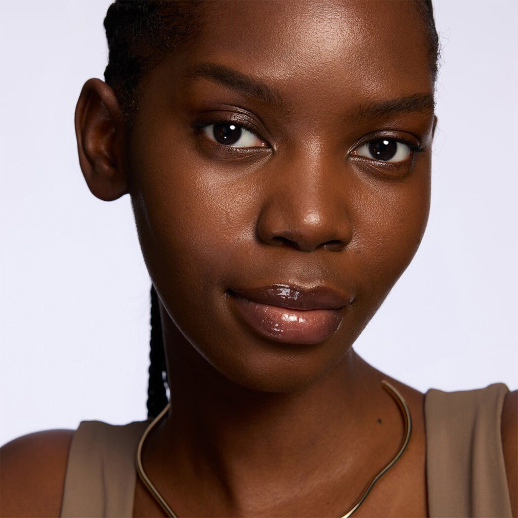 Catrice Cosmetics Glossin' Glow Tinted Lip Oil (4ml) - Model Shot 6 [060 Party Crasher]
