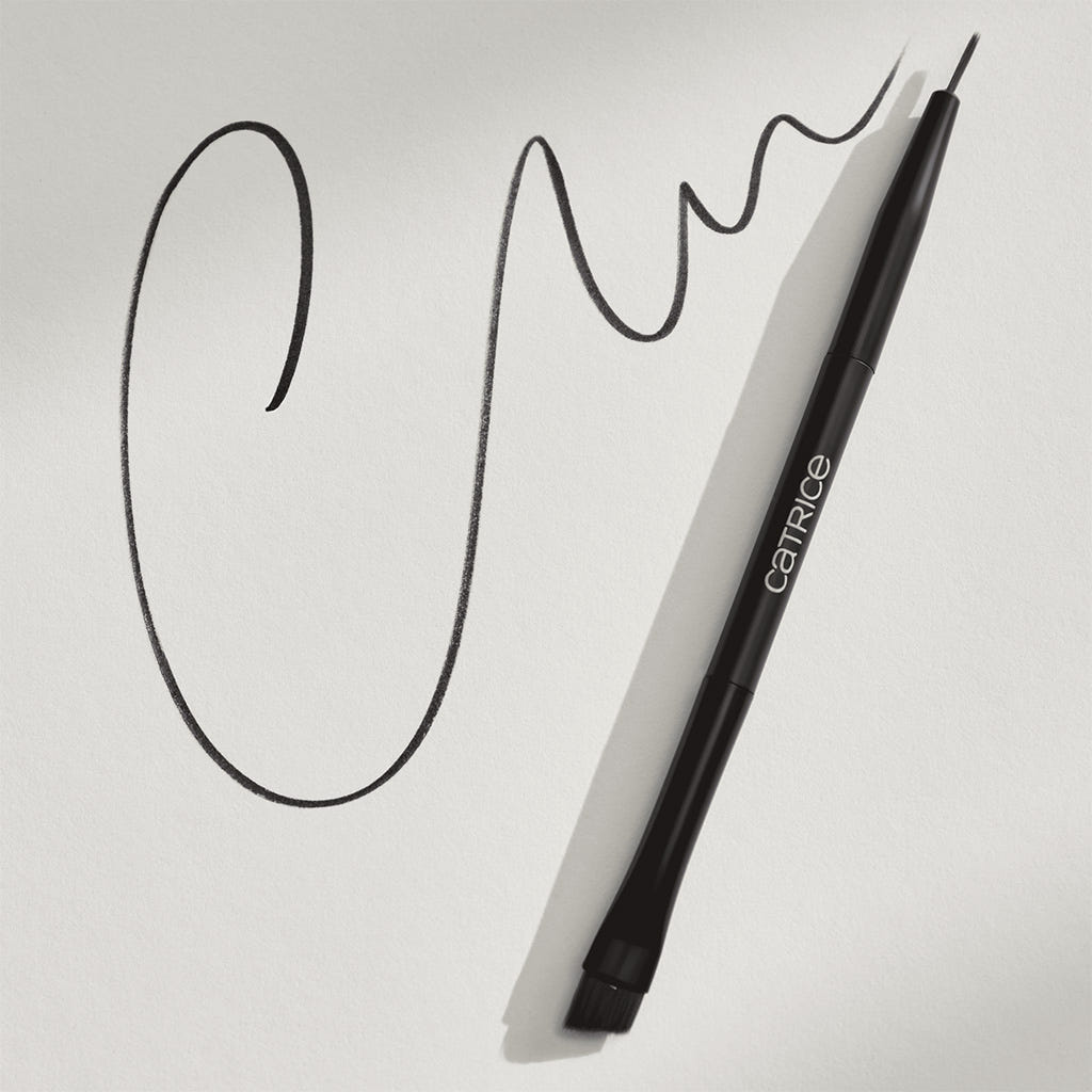 Catrice Cosmetics Magic Perfectors Eyeliner Brush (Lifestyle Shot 2)