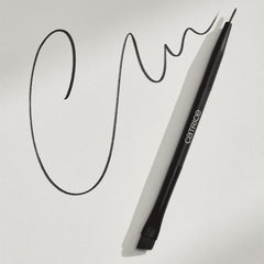 Catrice Cosmetics Magic Perfectors Eyeliner Brush (Lifestyle Shot 2)