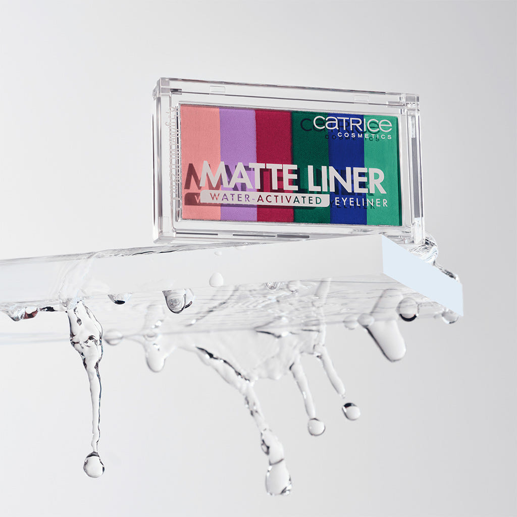 Catrice Cosmetics Matte Liner Water-Activated Eyeliner (8.5g) - Lifestyle Shot 2