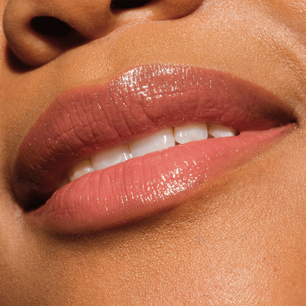 Catrice Cosmetics Melt & Plump Juicy Lip Plumper (1.8g) - Model Shot 3 [030 Tipsy In Love]