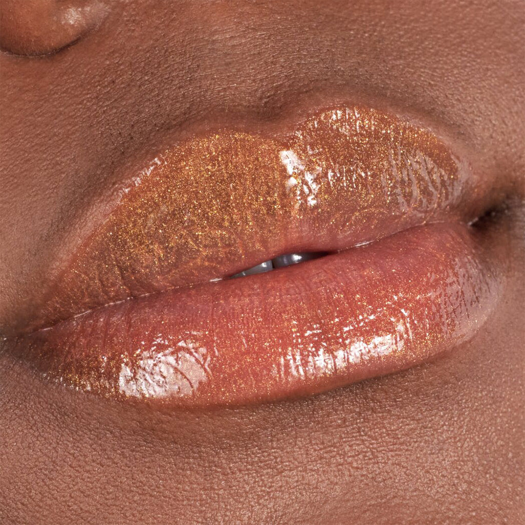Catrice Cosmetics Plump It Up Lip Booster (3.5ml) - Model Shot 2 [070 Fake It Till You Make It]