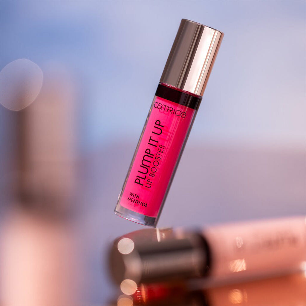Catrice Cosmetics Plump It Up Lip Booster (3.5ml) - Lifestyle Shot 1 [080 Overdosed On Confidence]