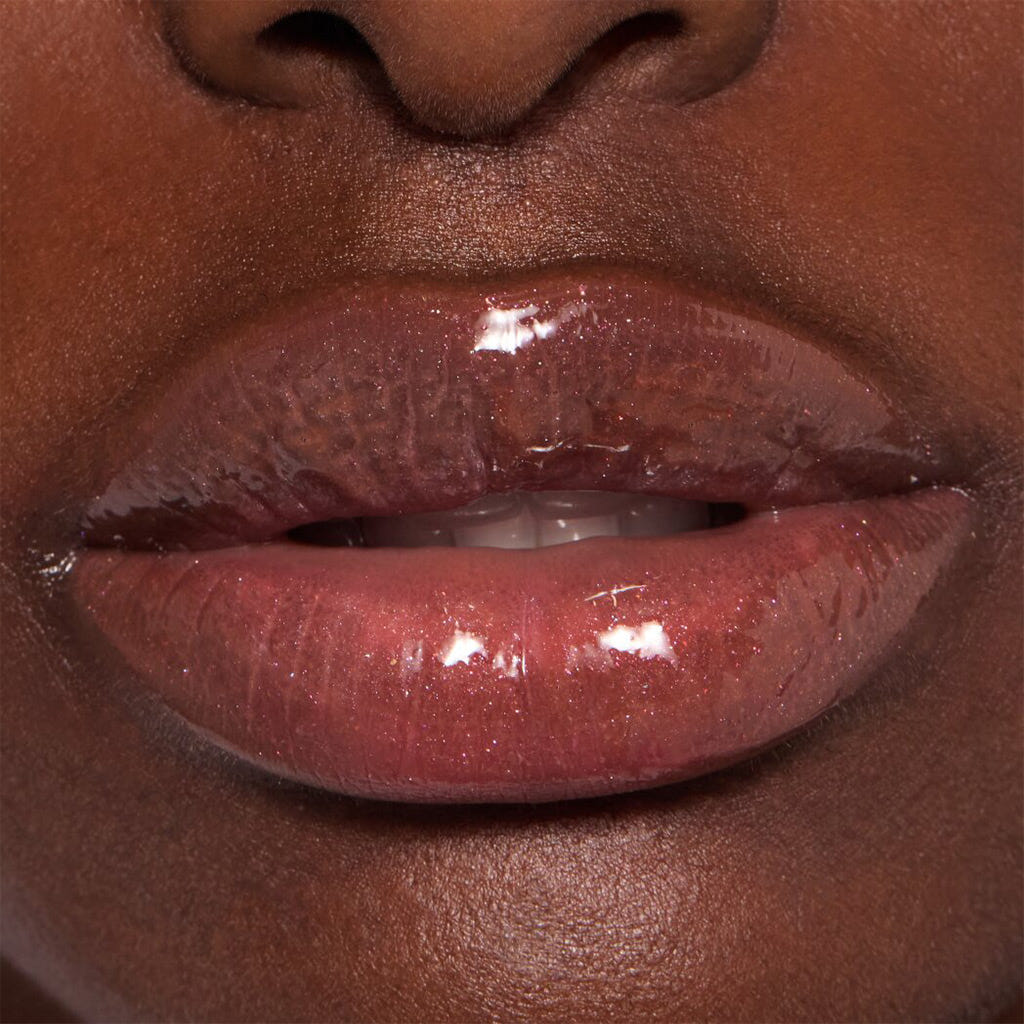 Catrice Cosmetics Plump It Up Lip Booster (3.5ml) - Model Shot 1 [100 Work It Twerk It]
