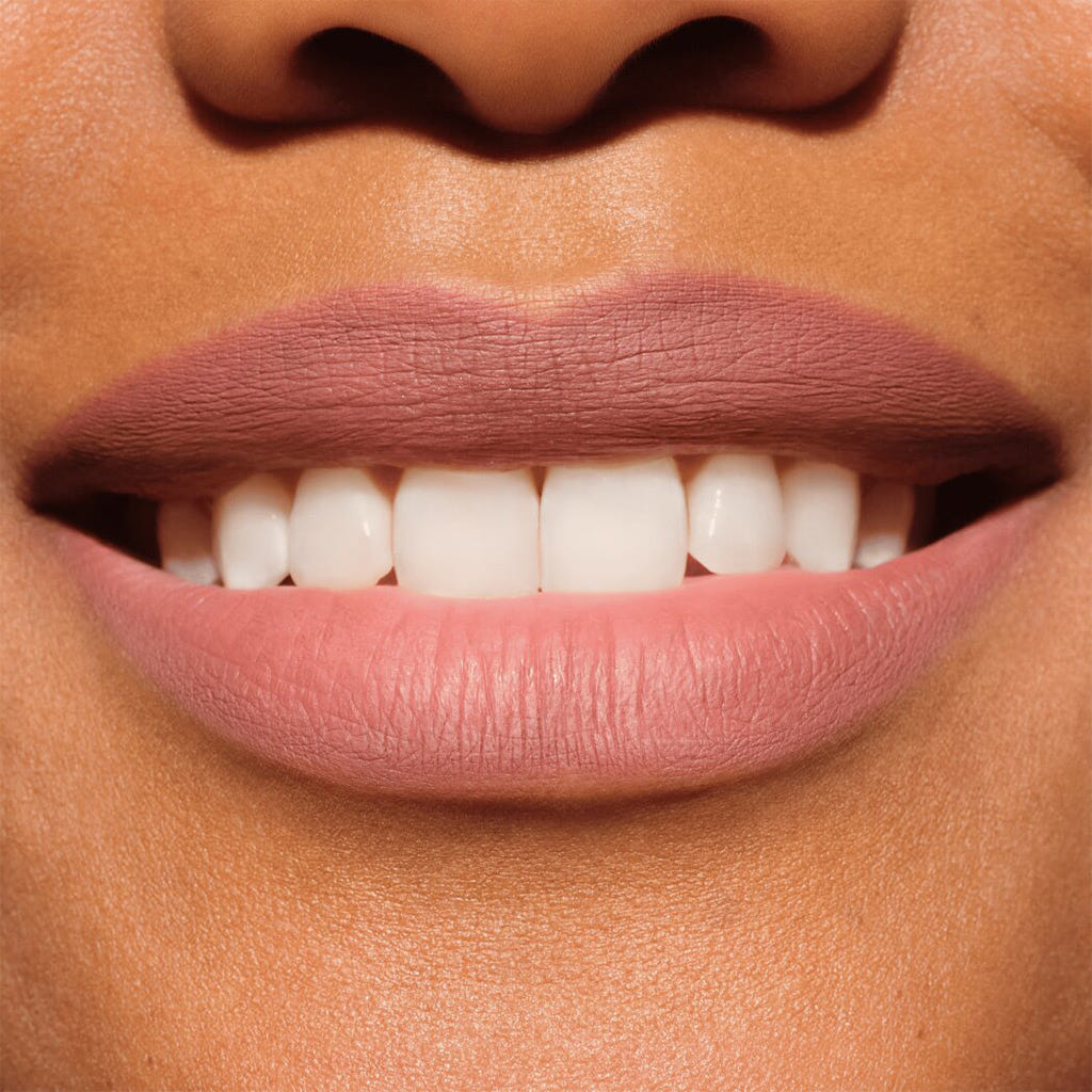 Catrice Cosmetics Plumping Lip Liner (0.35g) - Model Shot 1 [040 Starring Role]