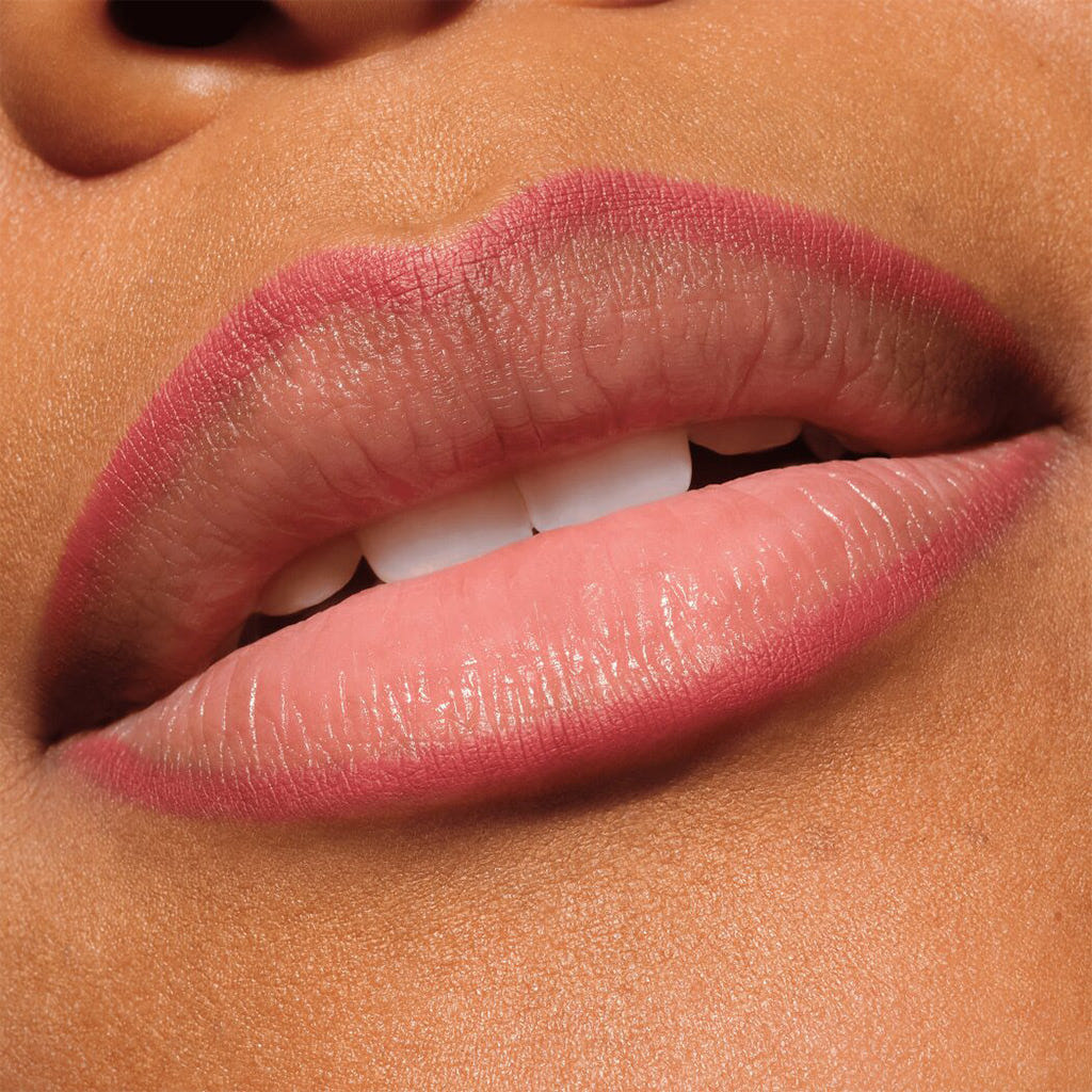 Catrice Cosmetics Plumping Lip Liner (0.35g) - Model Shot 2 [090 The Wild One]