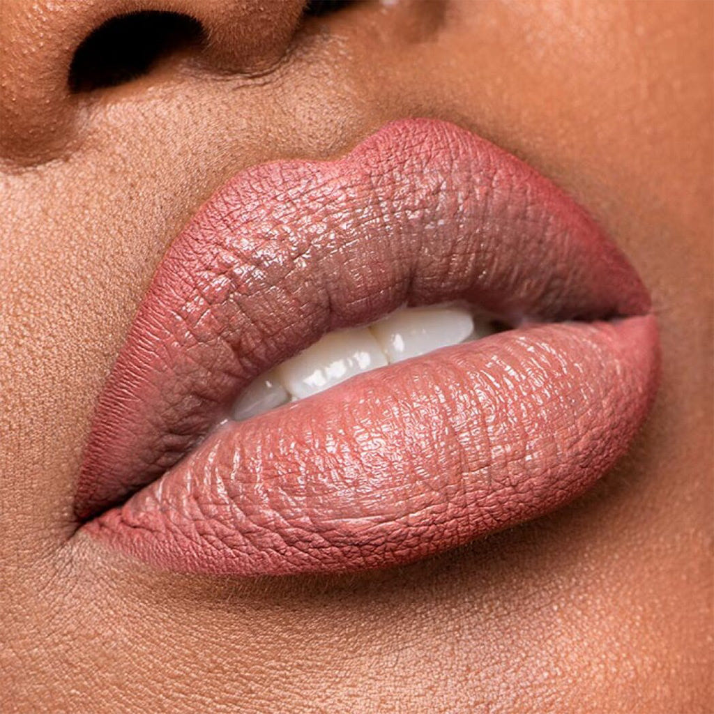Catrice Cosmetics Plumping Lip Liner (0.35g) - Model Shot 4 [100 Go All-Out]