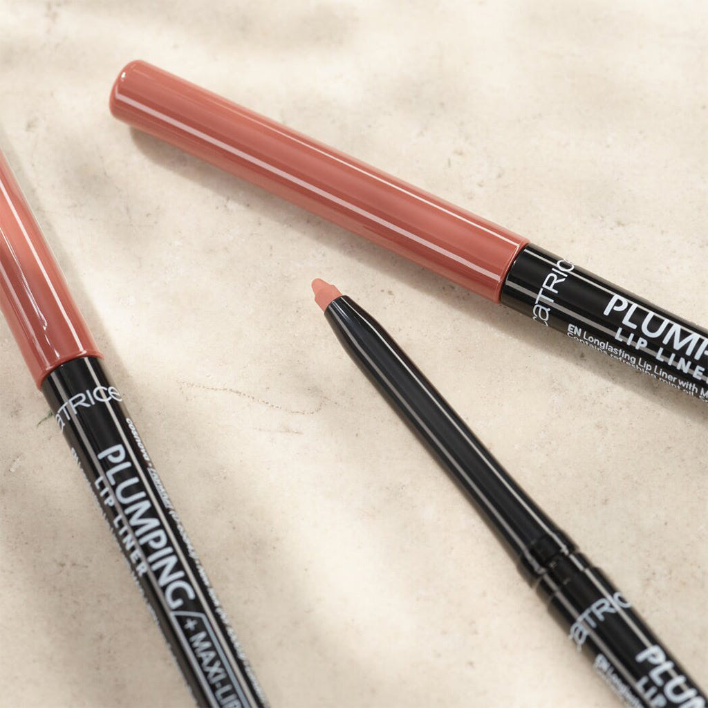 Catrice Cosmetics Plumping Lip Liner (0.35g) - Lifestyle Shot [150 Queen Vibes]