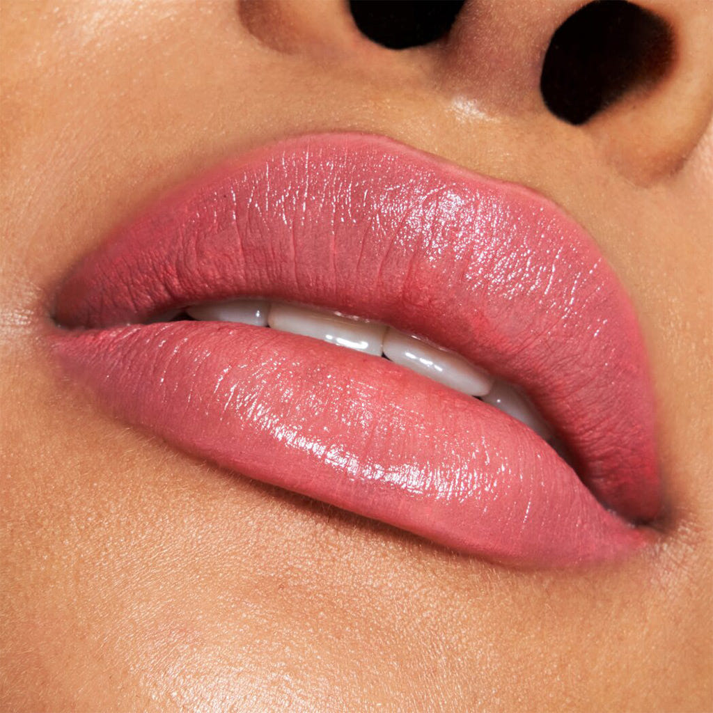 Catrice Cosmetics Plumping Lip Liner (0.35g) - Model Shot 2 [160 S-peach-less]