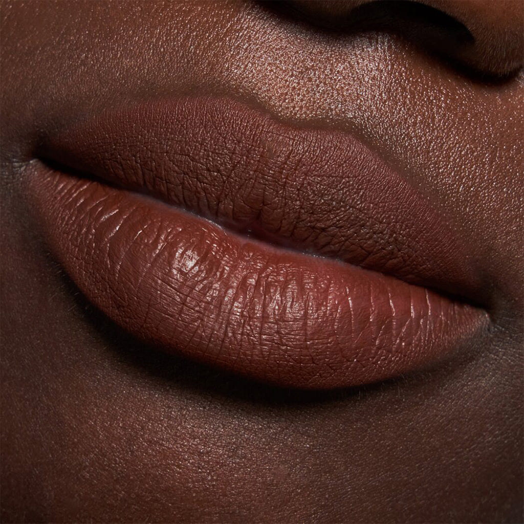 Catrice Cosmetics Plumping Lip Liner (0.35g) - Model Shot 3 [170 Chocolate Lover]