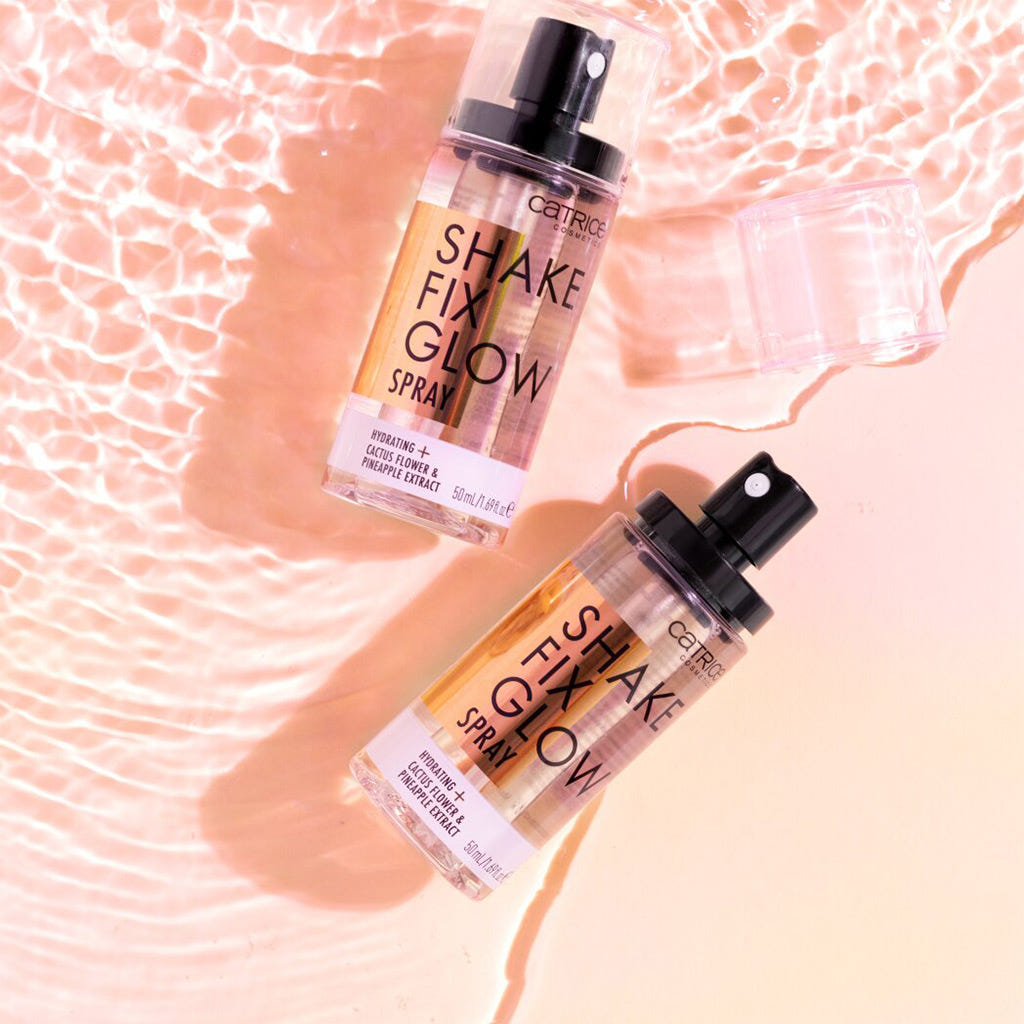 Catrice Cosmetics Shake Fix Glow Spray (50ml) - Lifestyle Shot 1