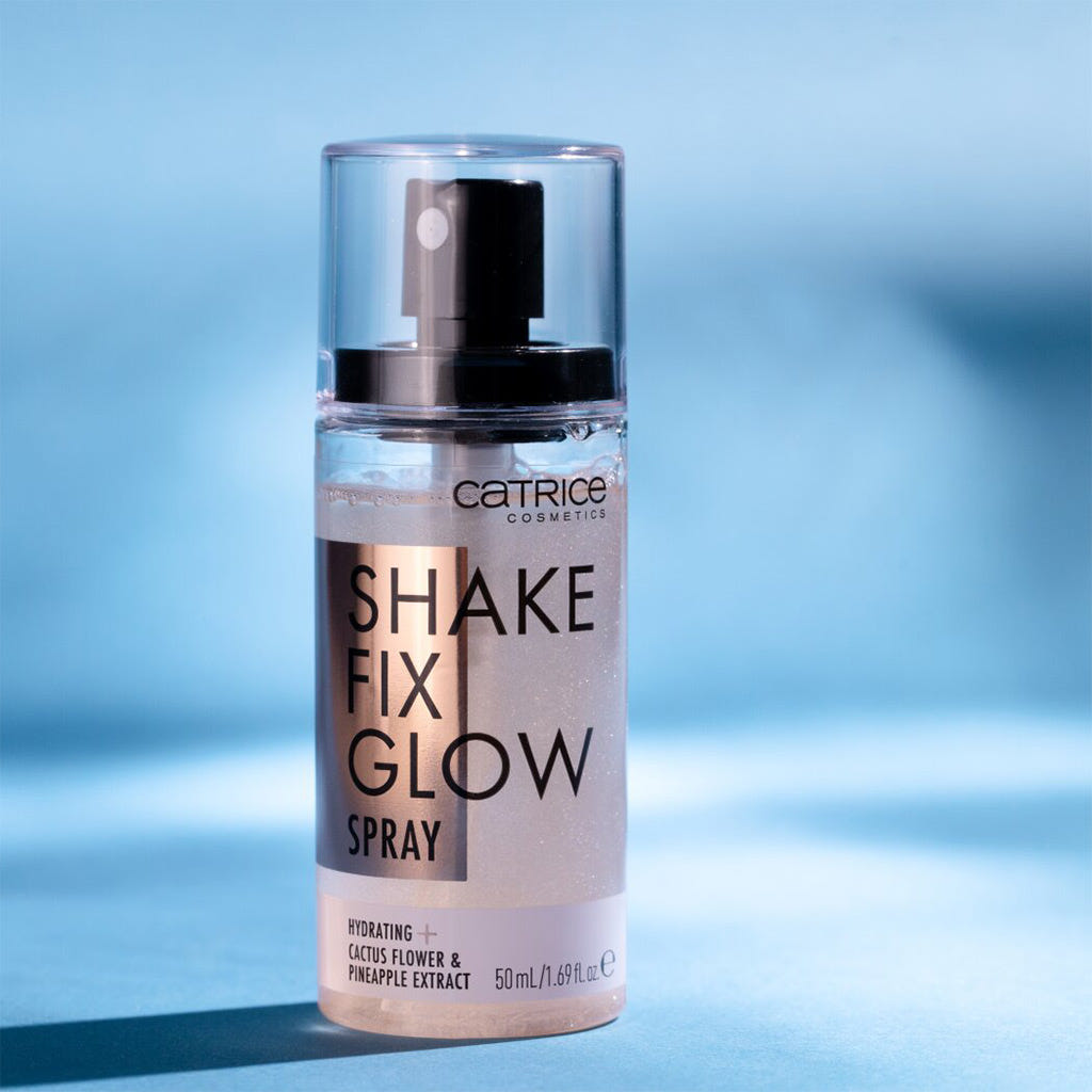 Catrice Cosmetics Shake Fix Glow Spray (50ml) - Lifestyle Shot 2