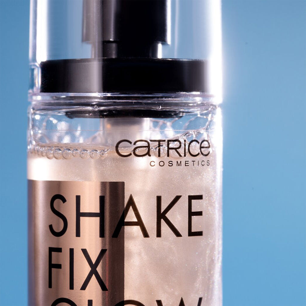 Catrice Cosmetics Shake Fix Glow Spray (50ml) - Lifestyle Shot 3