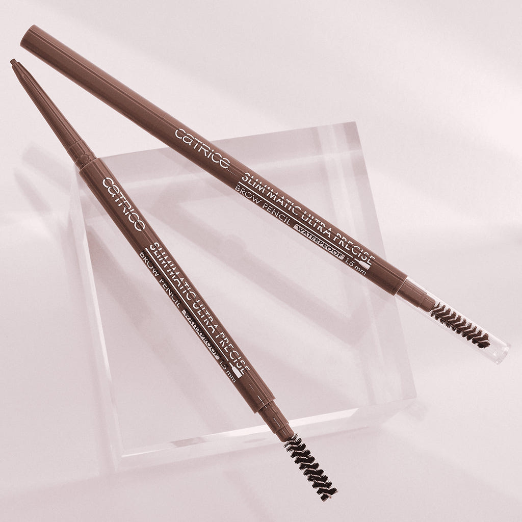 Catrice Cosmetics Slim'Matic Ultra Precise Brow Pencil (0.05g) - Lifestyle Shot [015 Ash Blonde]