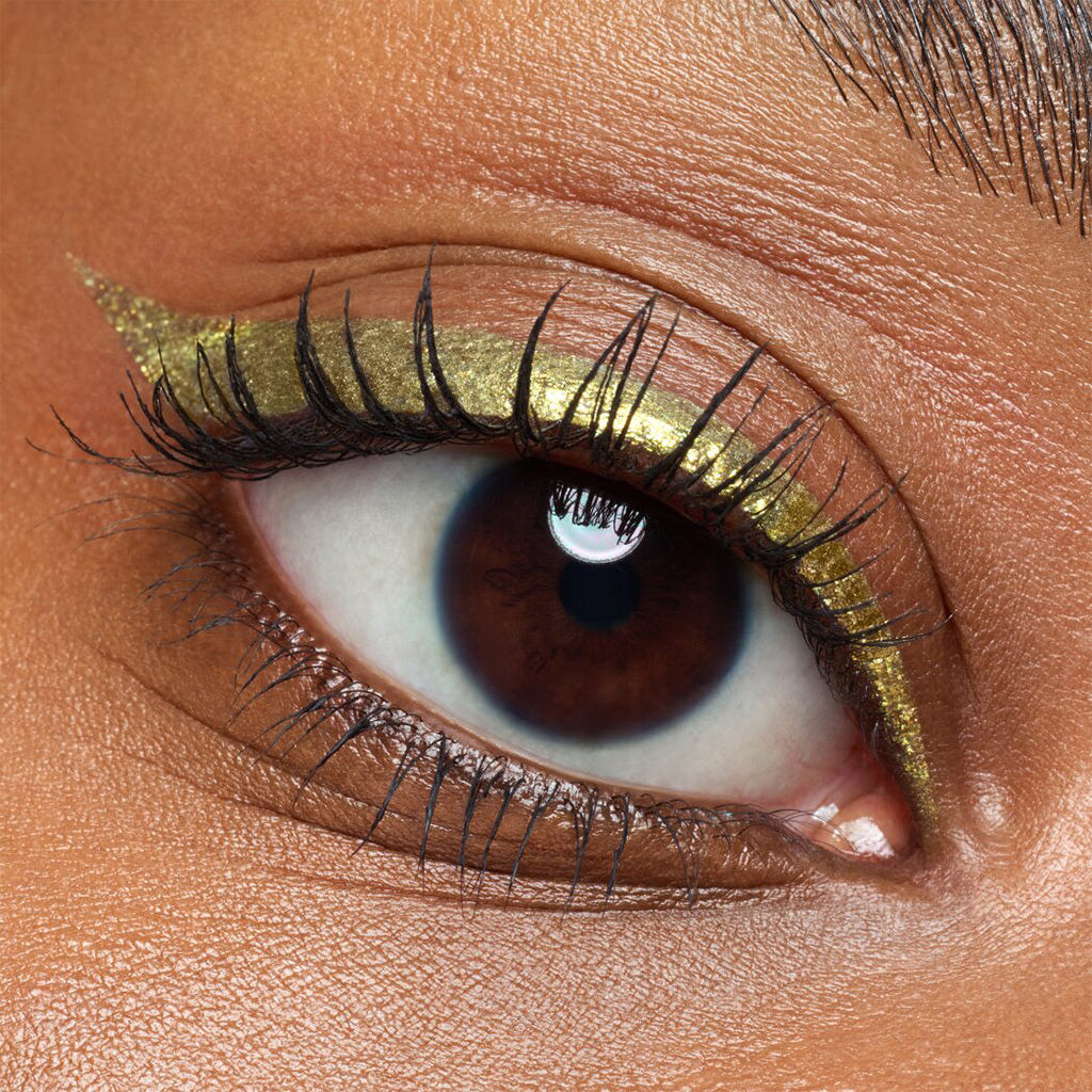 Catrice Cosmetics Space Glam Liquid Effect Eyeliner (1.4ml) - Model Shot 1 [020 Galactic Glitter]