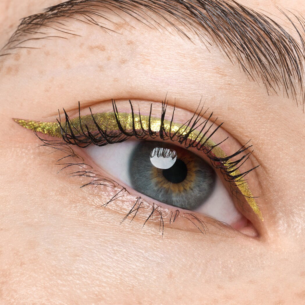 Catrice Cosmetics Space Glam Liquid Effect Eyeliner (1.4ml) - Model Shot 2 [020 Galactic Glitter]