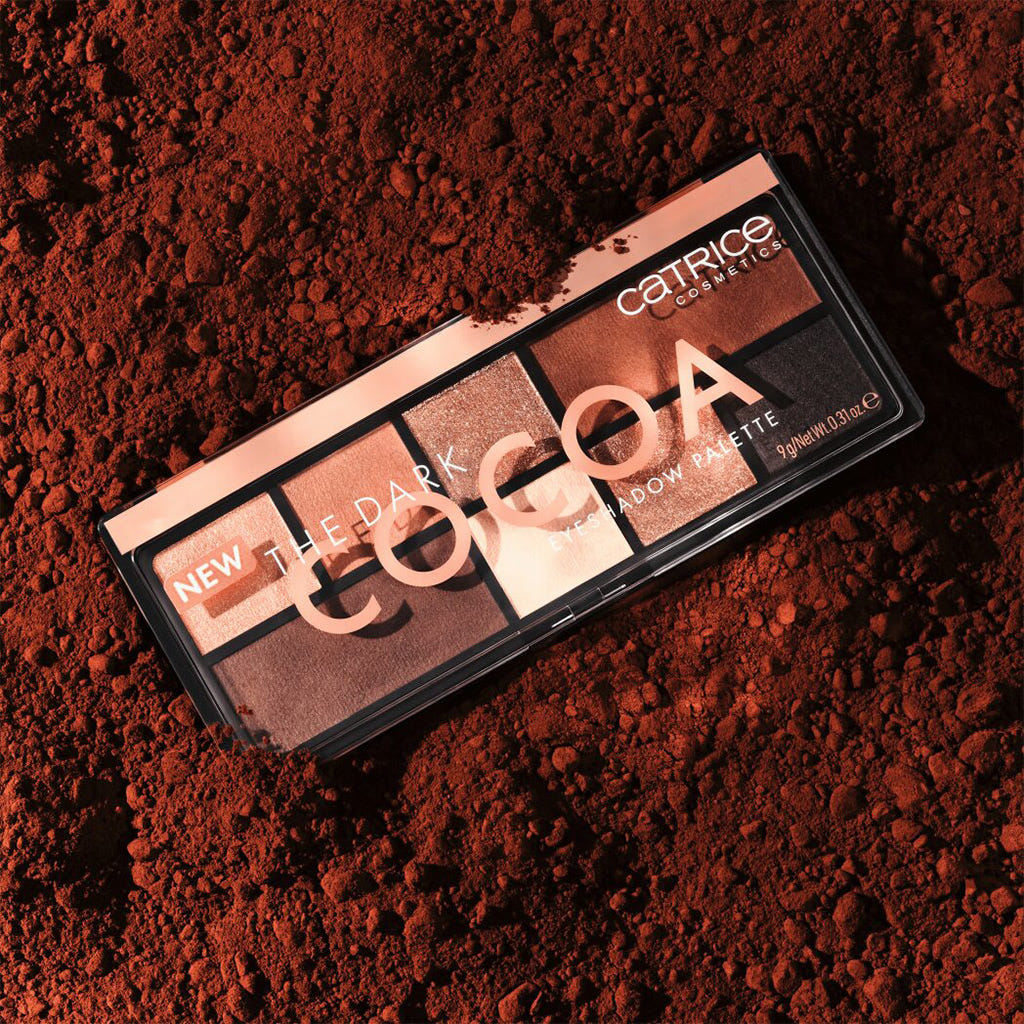 Catrice Cosmetics The Dark Cocoa Eyeshadow Palette (9g) - Lifestyle Shot 3