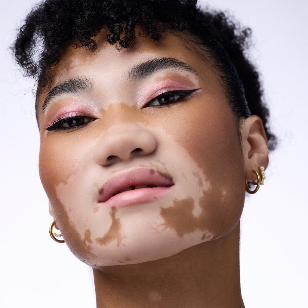Catrice Cosmetics Tiny Treasures Eyeshadow Palette (4.2g) - Model Shot 4 [020 Wild Berry]